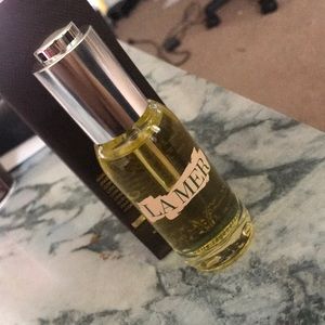 La Mer the renewal oil , new